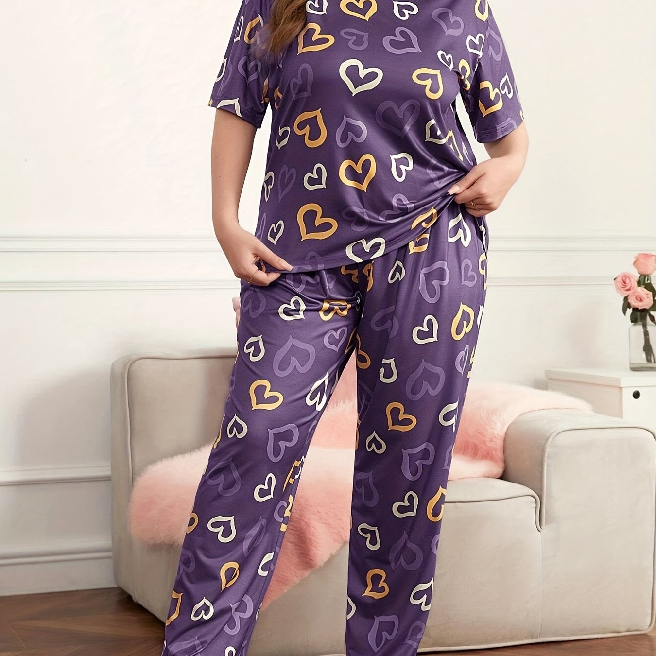 Plus Size Cute Pajama Set, Women's Plus Heart Print Short Sleeve Round Neck Loose Tee & Pants Lounge Two Piece Set Purple