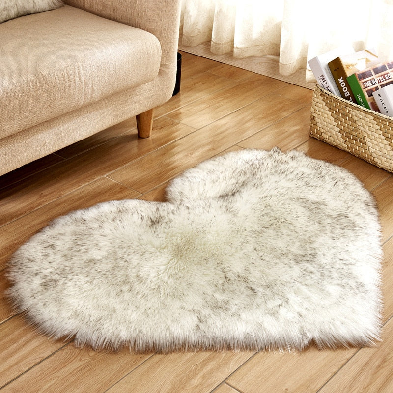 Heart Shape Fluffy Rugs Washable Faux Fur Rug For Kids Bedroom Home Decoration Sofas Cushions Mat Soft Carpet Sheepskin Rug D30 Beige
