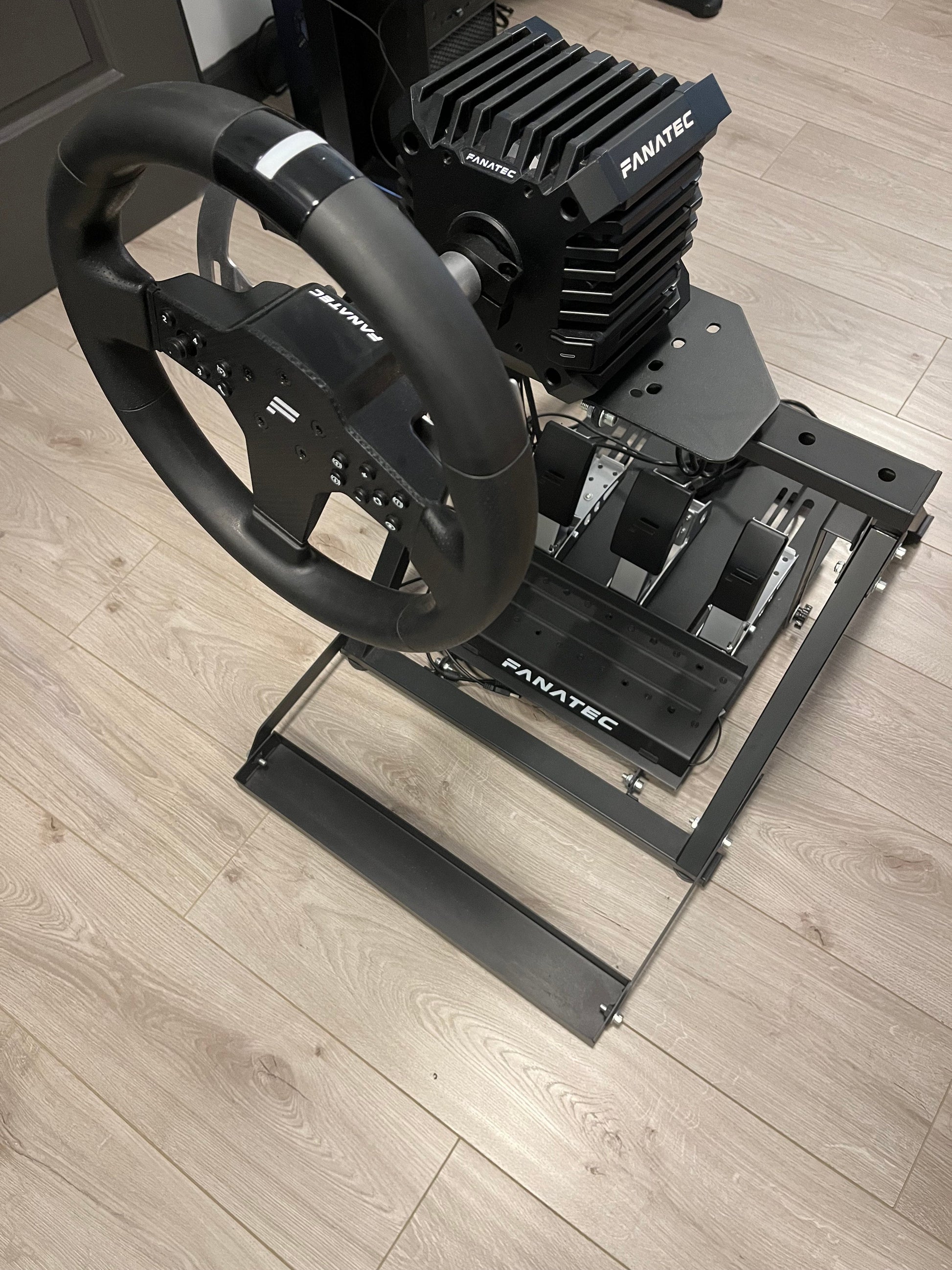 Fanatec Sim Racing Setup dealsjust1.com