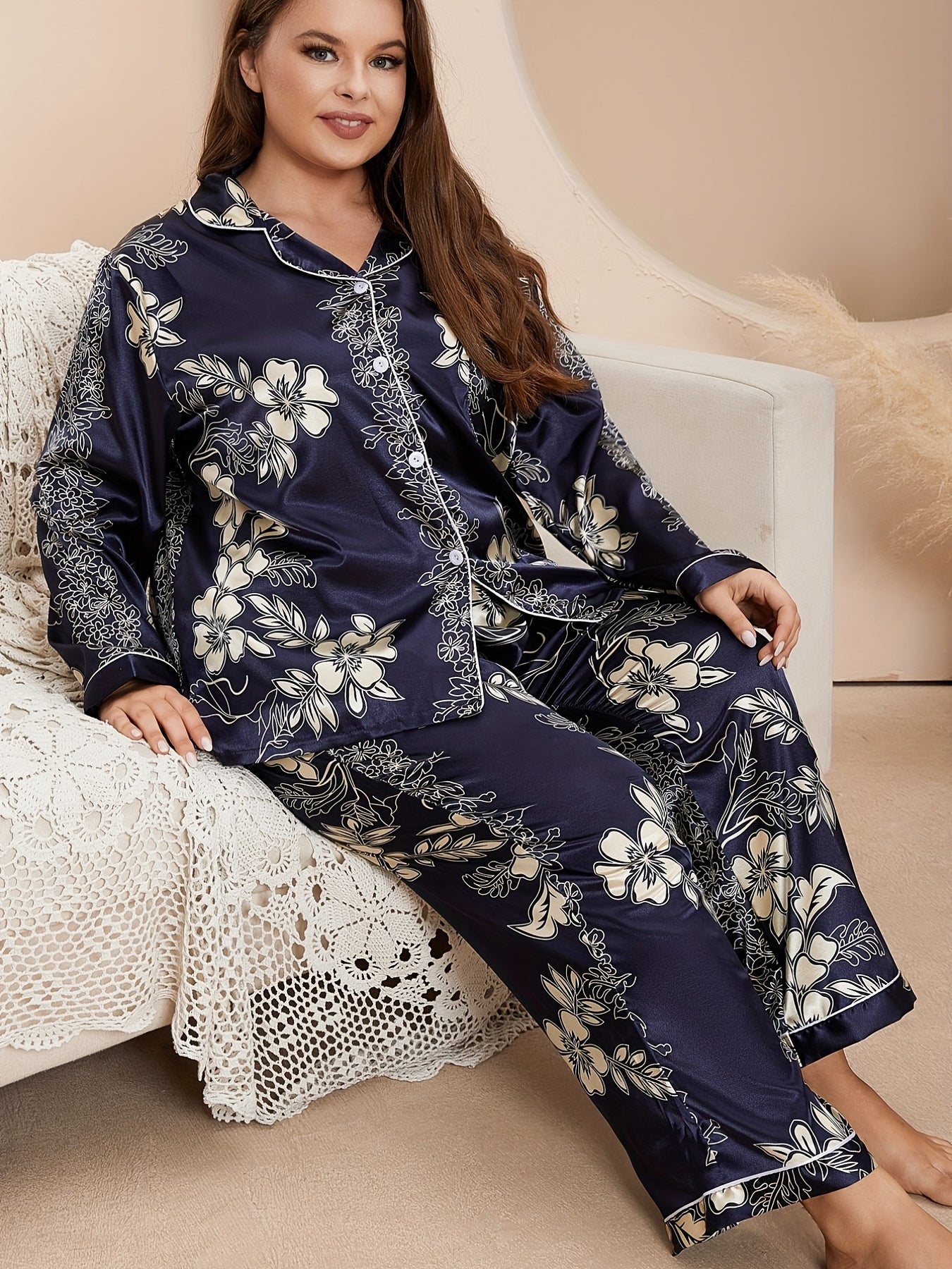 Women's Plus Size Elegant Floral Print Pajama Set - Long Sleeve Top & Pants Two Piece Set