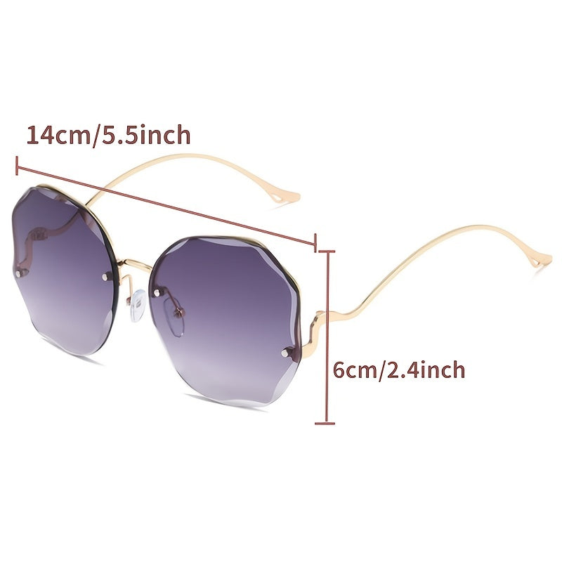 Elevate Your Look with Stylish, Oversized Square Sunglasses for Women!