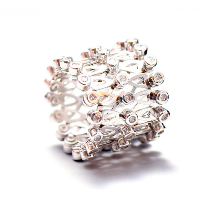 New Flexible Magic Sterling Silver Ring Silver 3 Diamonds